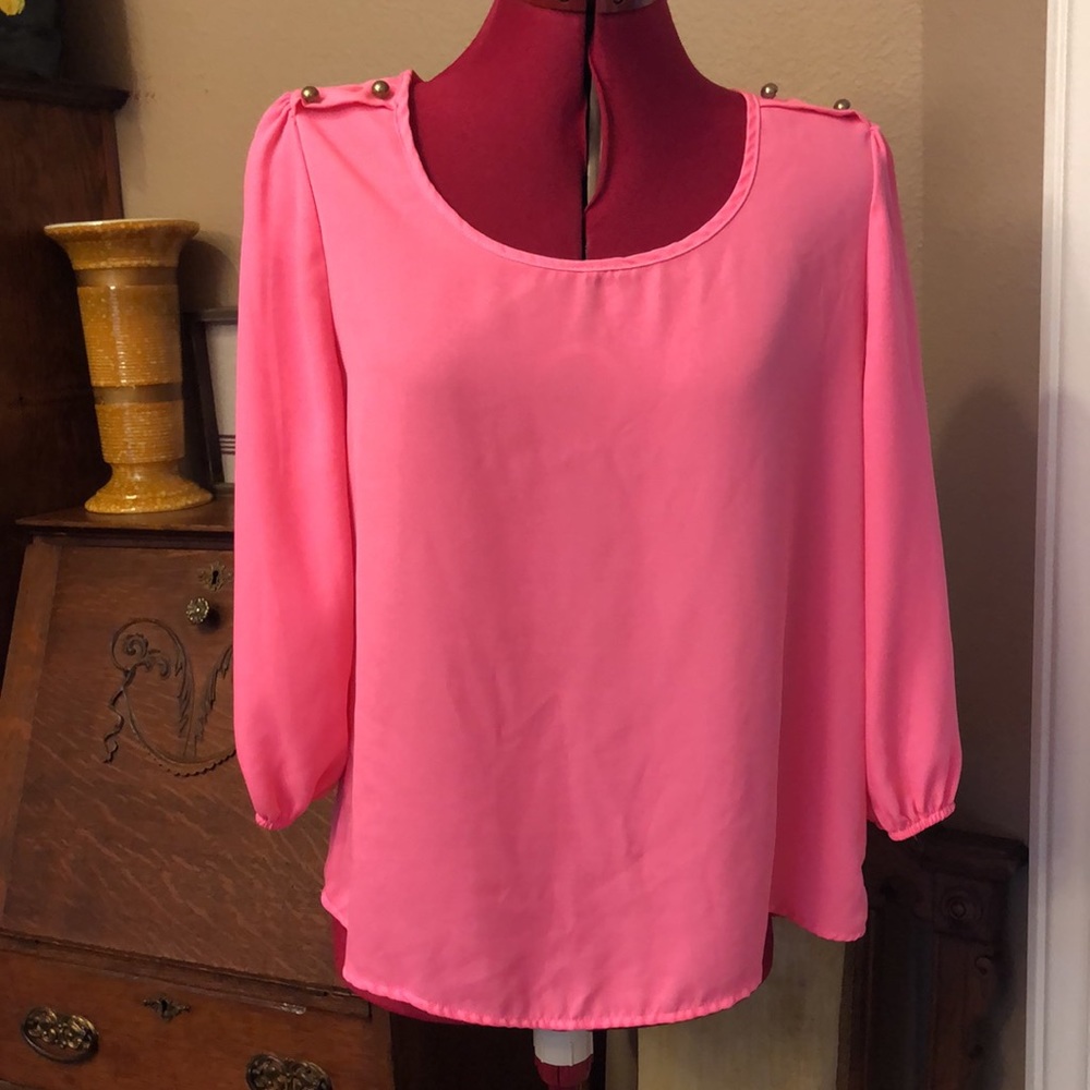 E & M barbiecore Top M